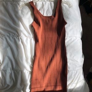 Brown Wide-ribbed Bodycon midi dress.